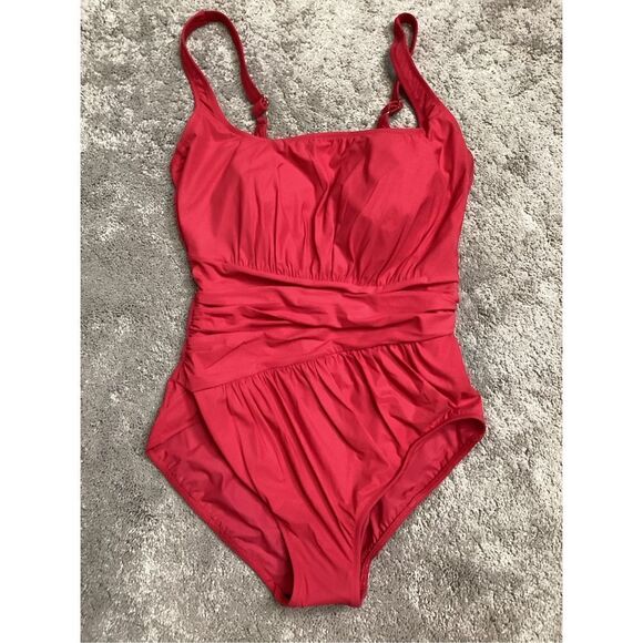 New. GOTTEX red ruched swimsuit. Size 12. Retails $168 - Picture 4 of 7